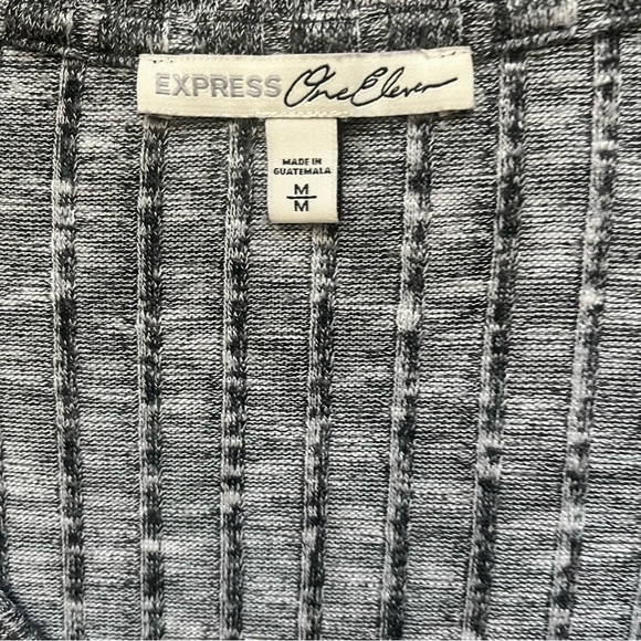 Express OneEleven tight knit top gray white marble V neck long sleeves Women M - Picture 5 of 12